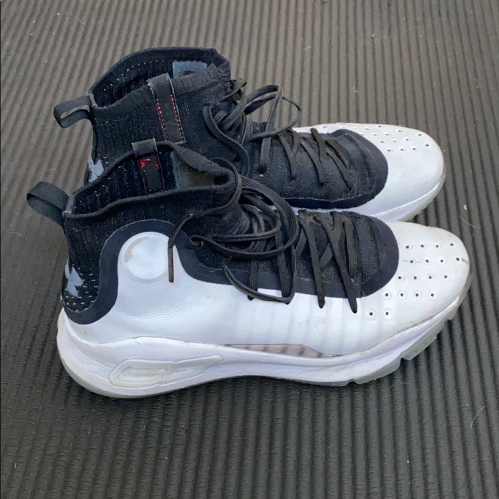 CURRY 4 HIGHTOP